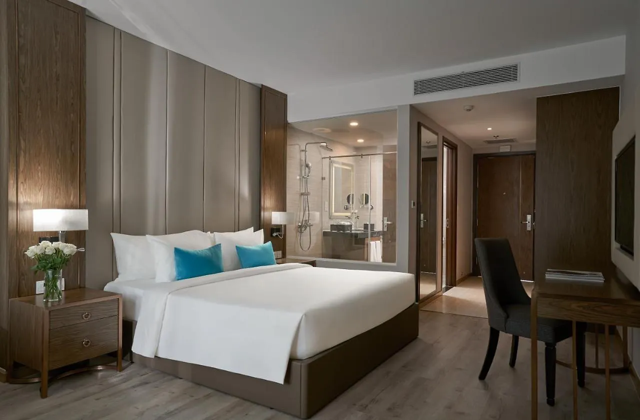 Capital Panorama Apartment Να Τρανγκ