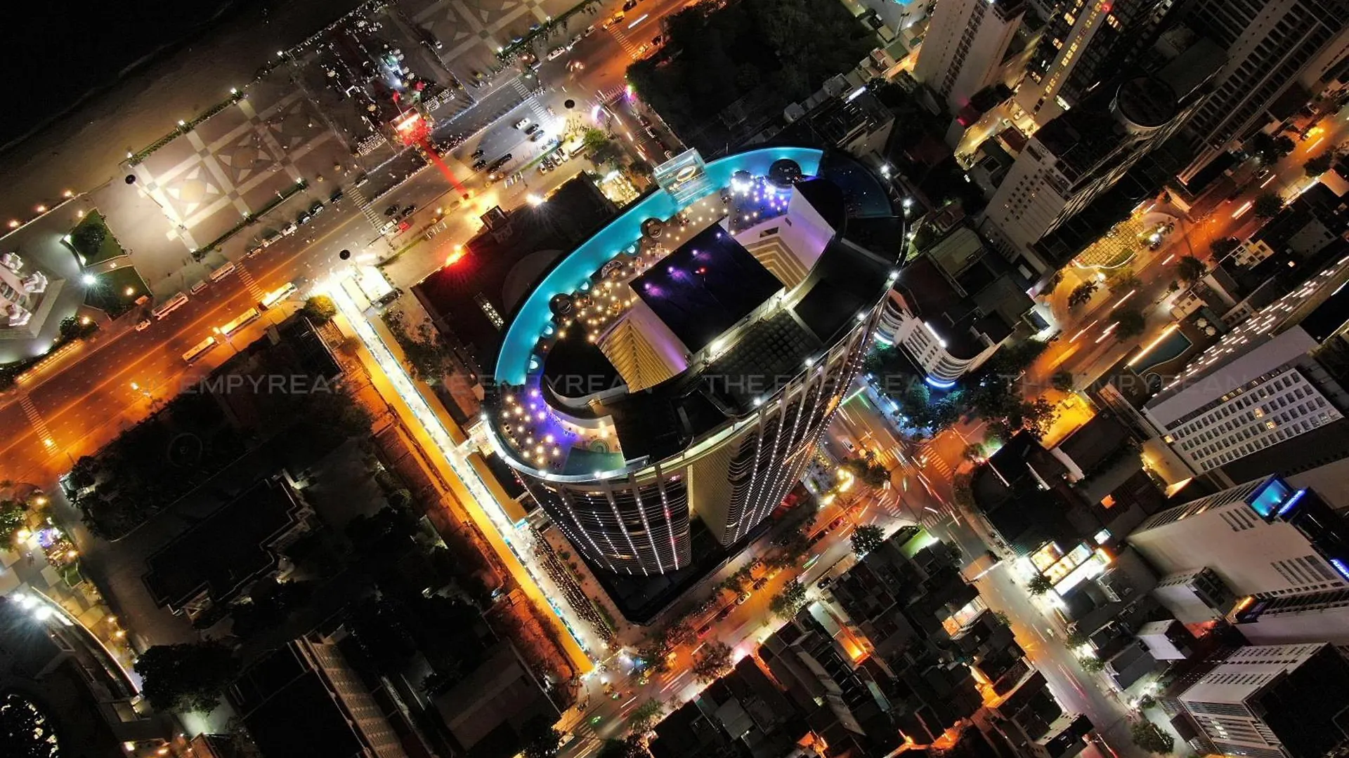 Capital Panorama Apartment Να Τρανγκ